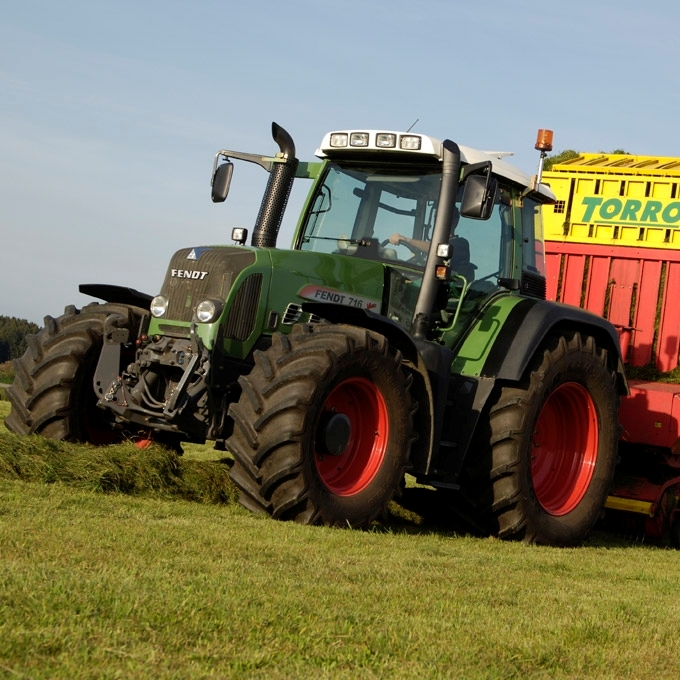 FENDT 718 Vario